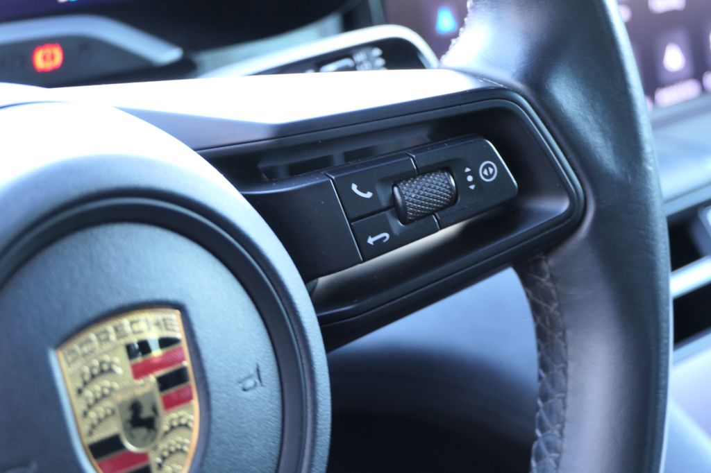 Porsche Taycan 2020