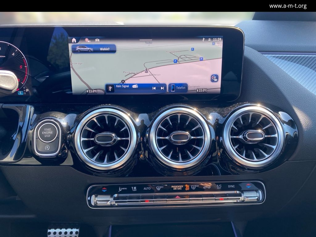 Mercedes-Benz B 220 2024