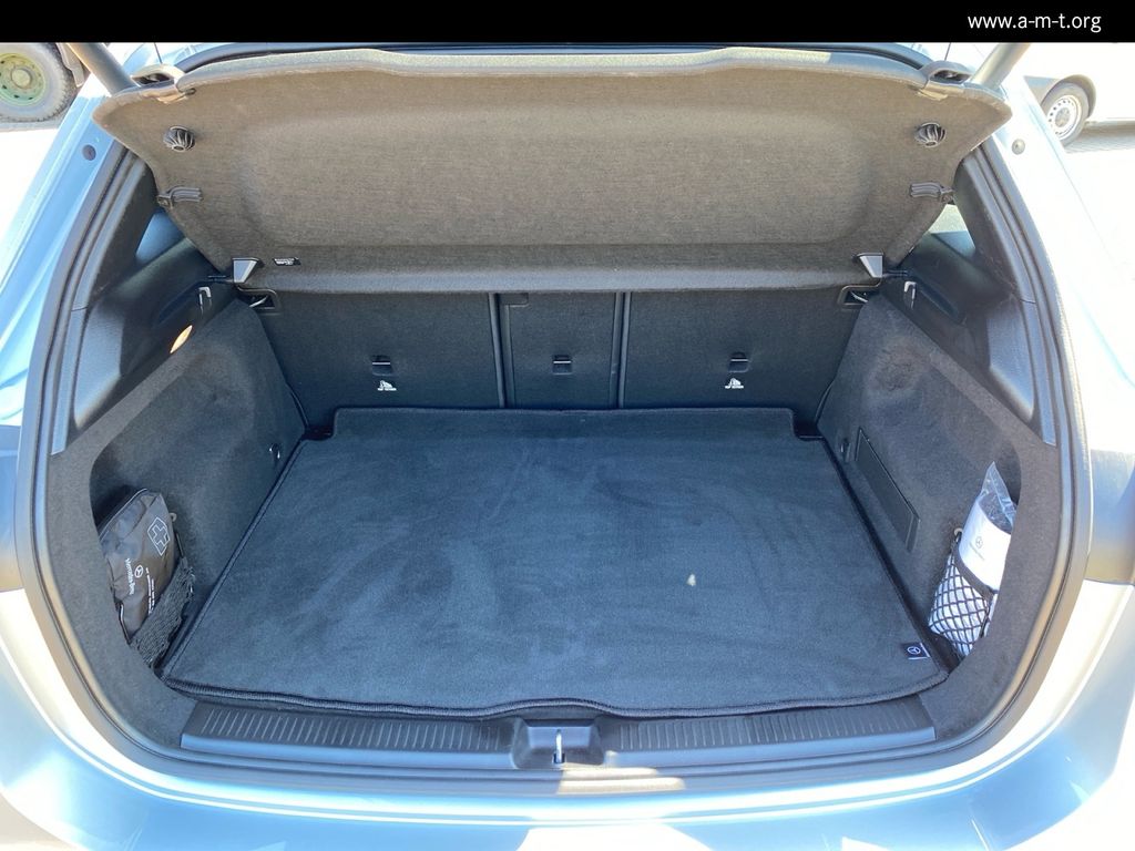 Mercedes-Benz B 220 2024