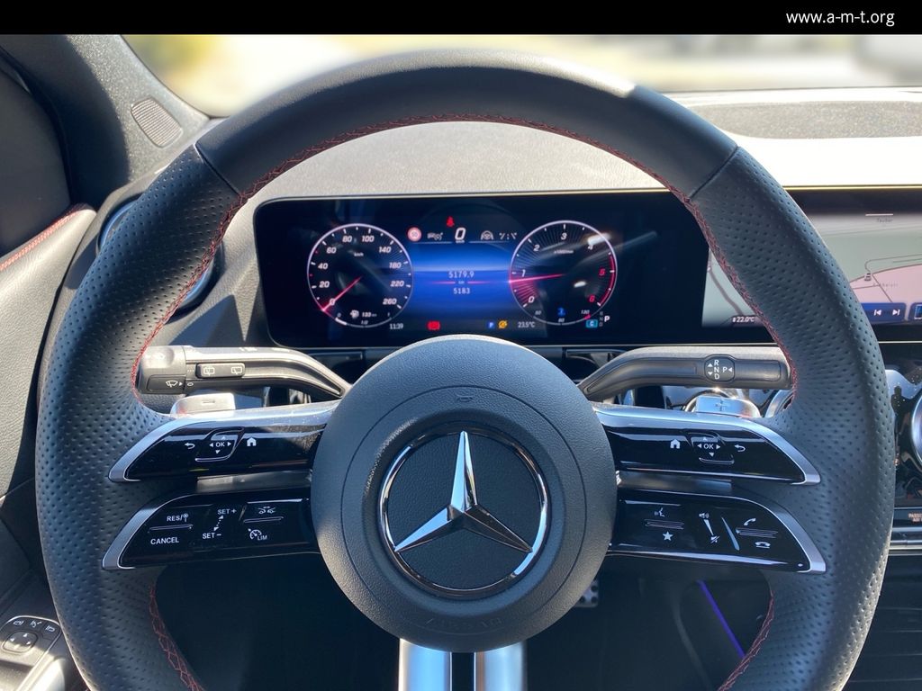 Mercedes-Benz B 220 2024