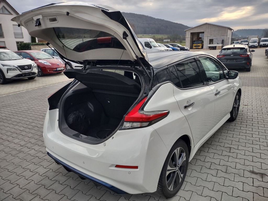 Nissan Leaf 2021