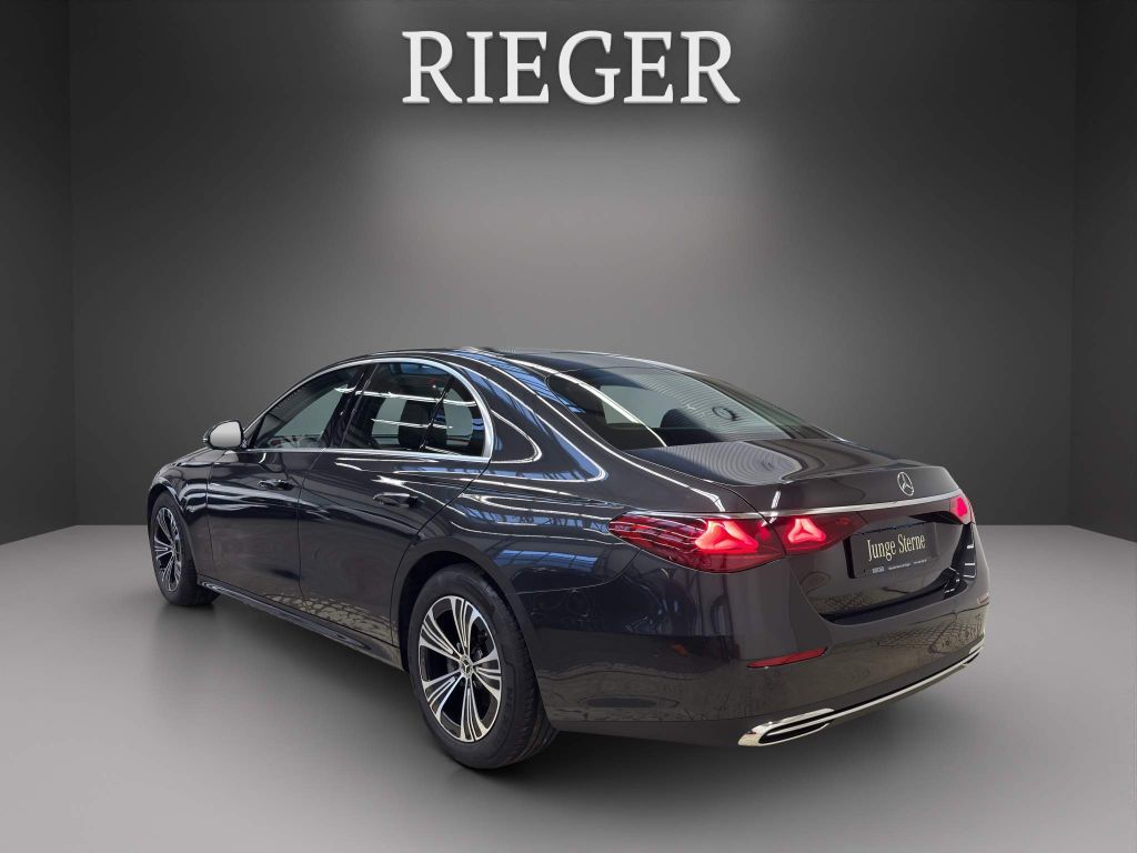 Mercedes-Benz E 200 2024