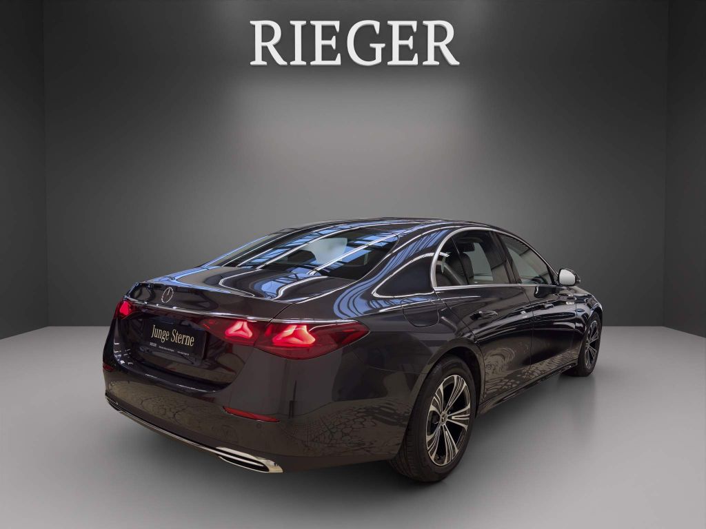 Mercedes-Benz E 200 2024