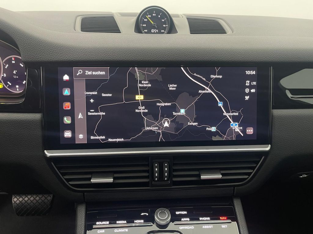 Porsche Cayenne 2021