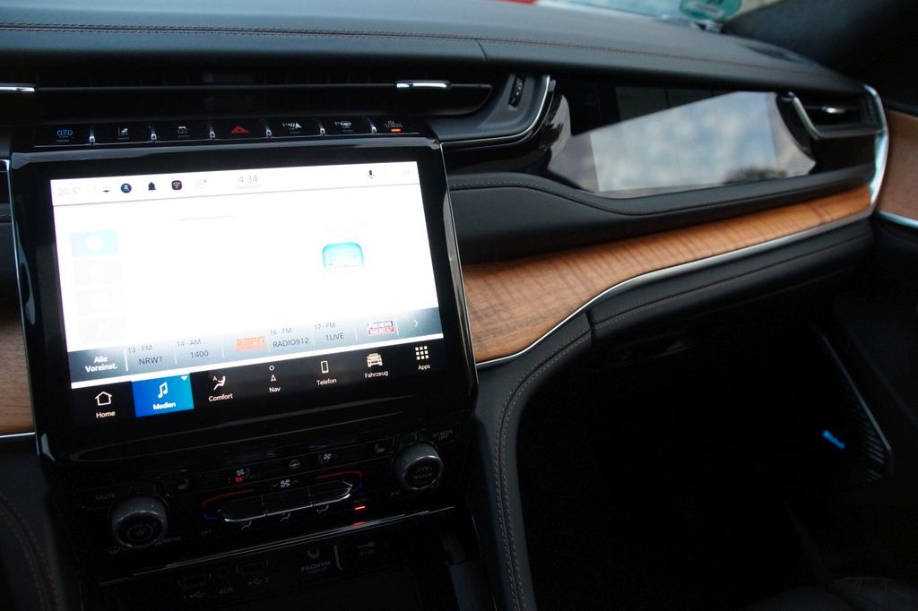 Jeep Grand Cherokee 2023