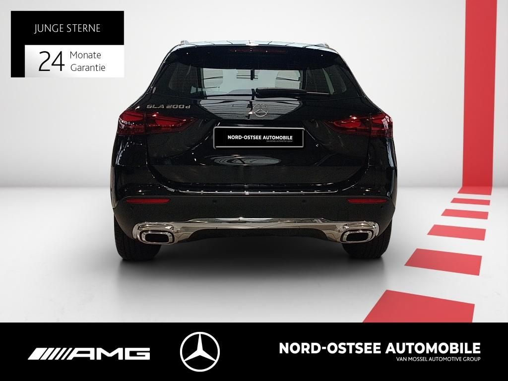 Mercedes-Benz GLA 200 2025