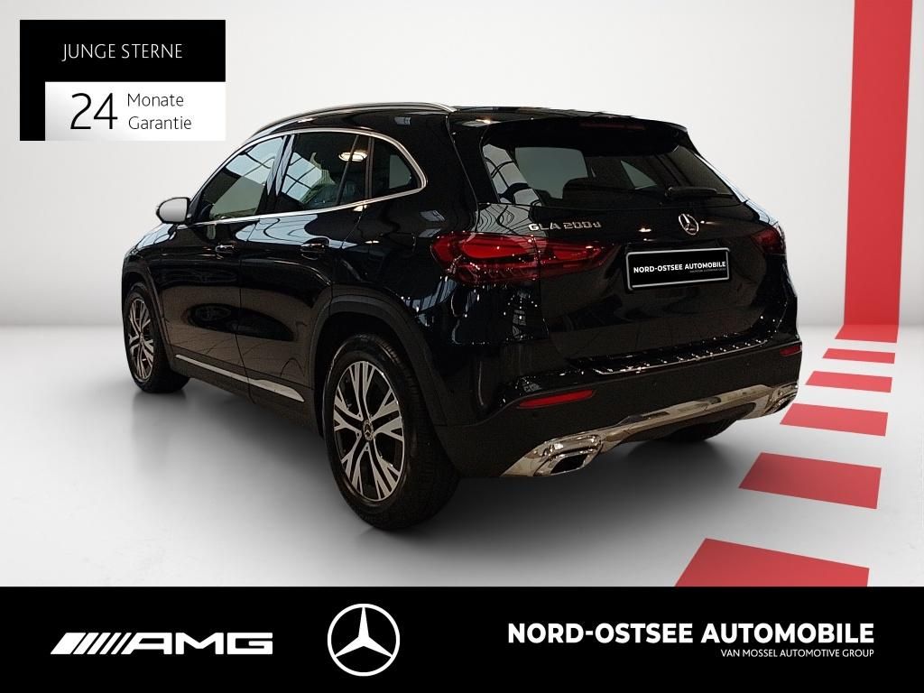 Mercedes-Benz GLA 200 2025