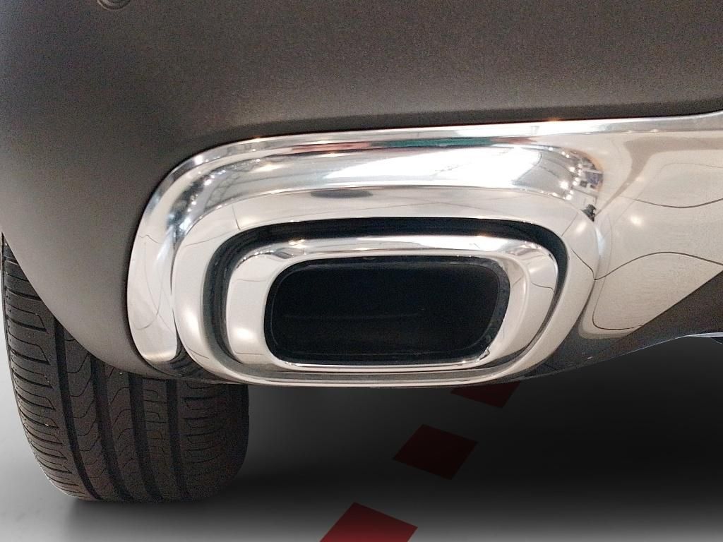 Mercedes-Benz GLA 200 2025