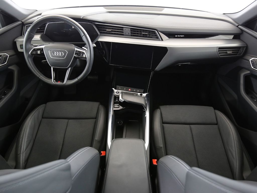Audi e-tron 2022