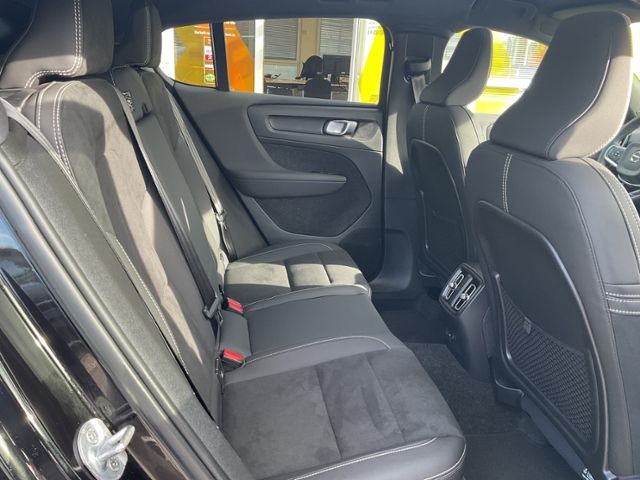 Volvo C40 2023