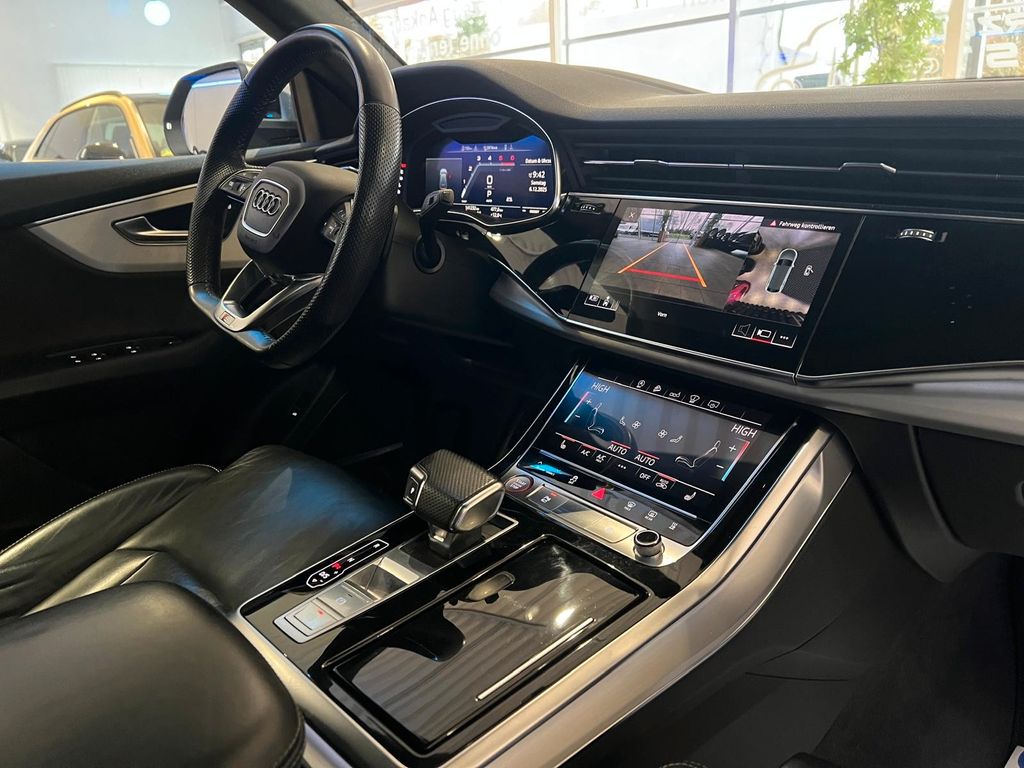 Audi SQ8 2020