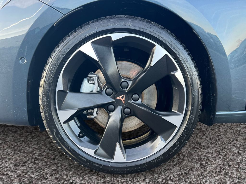 Cupra Leon 2025