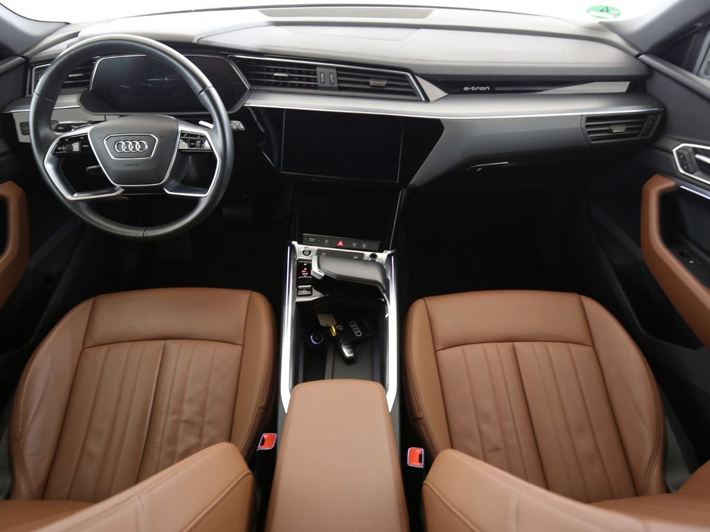 Audi e-tron 2022