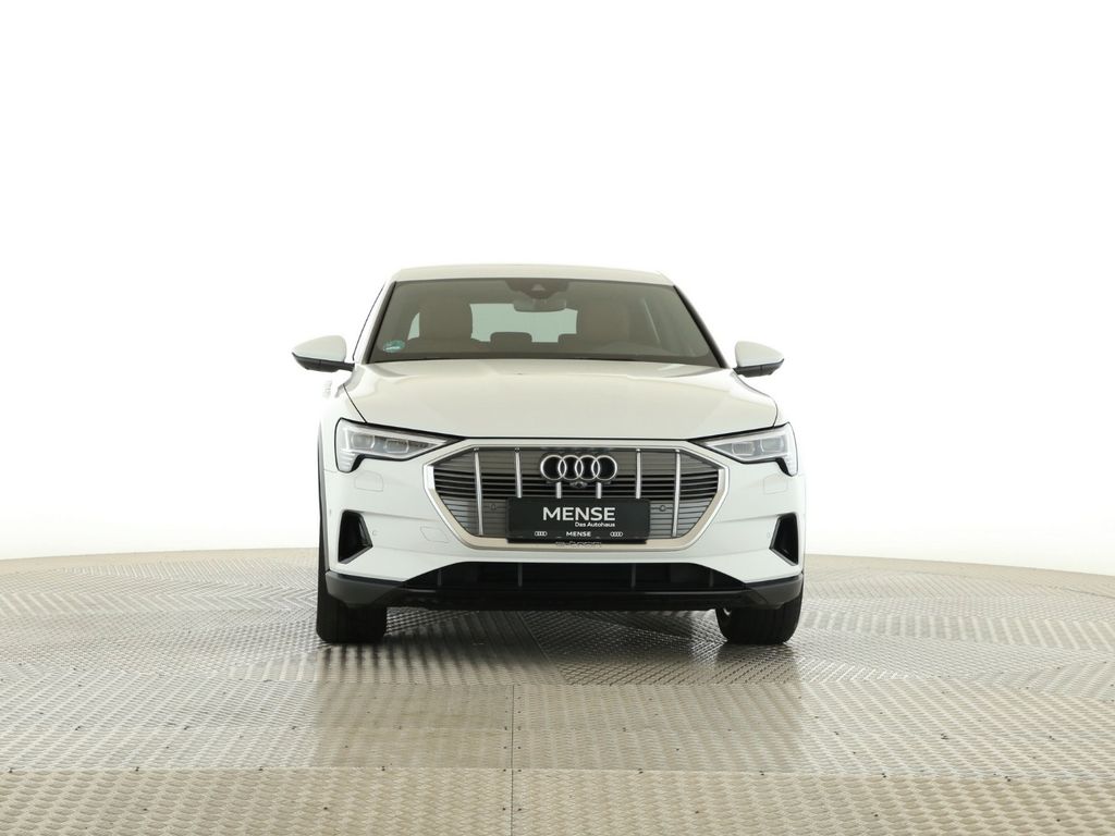 Audi e-tron 2022
