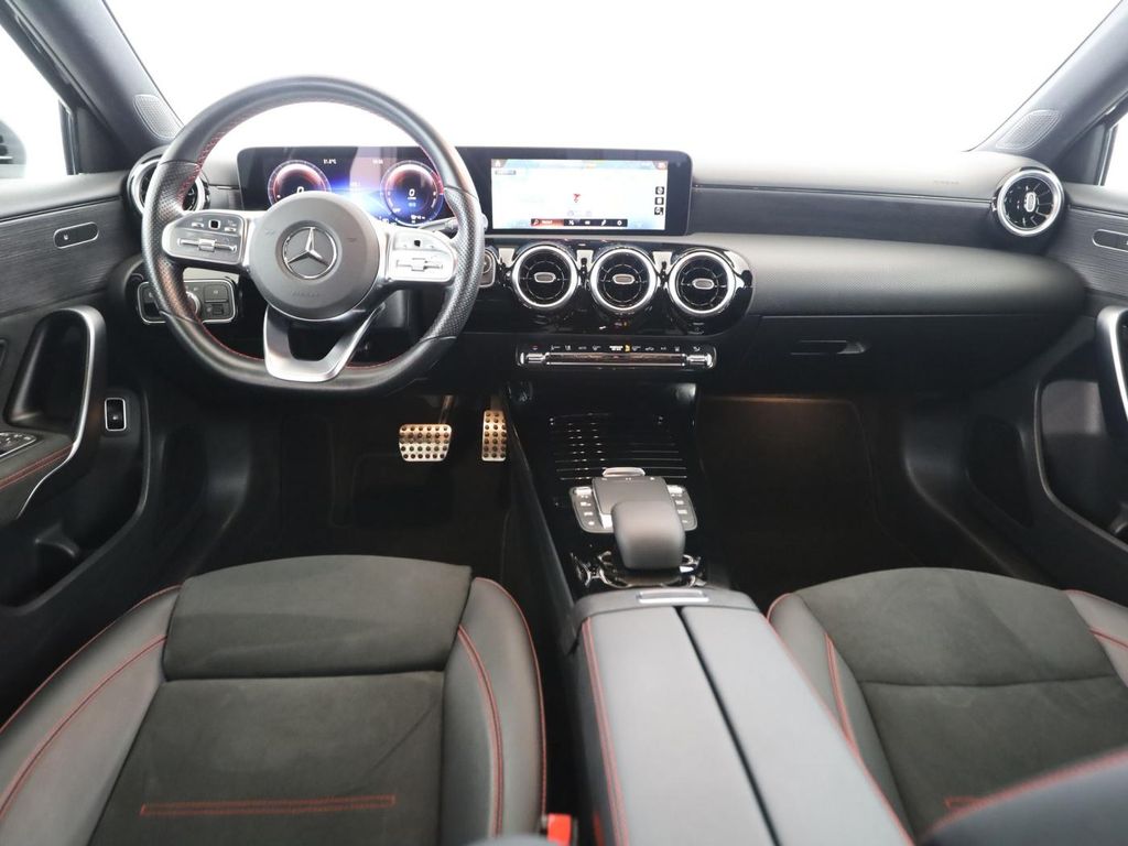 Mercedes-Benz A 250 2022