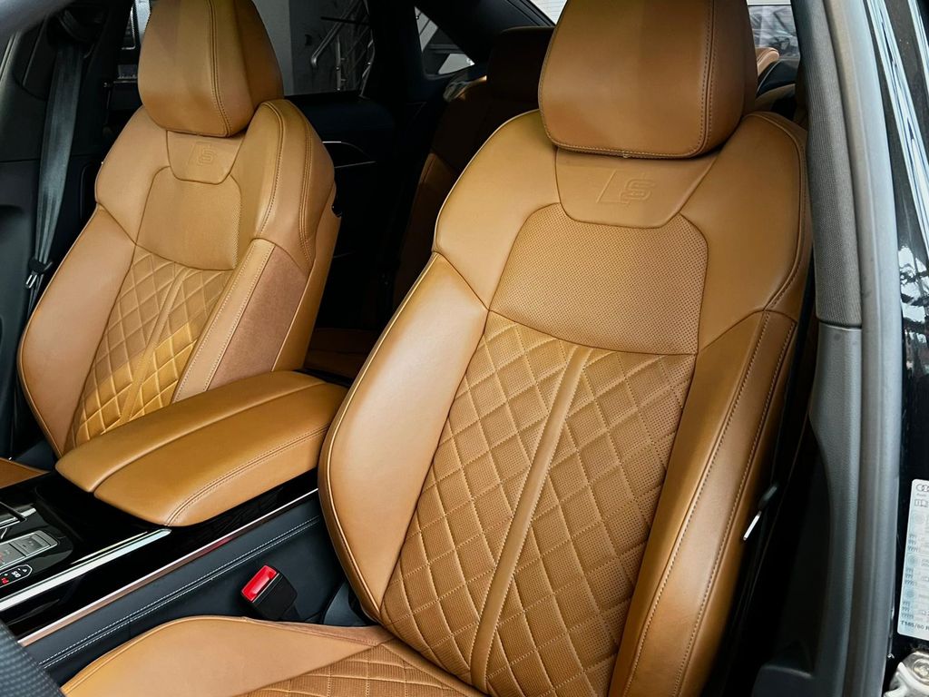 Audi A8 2023