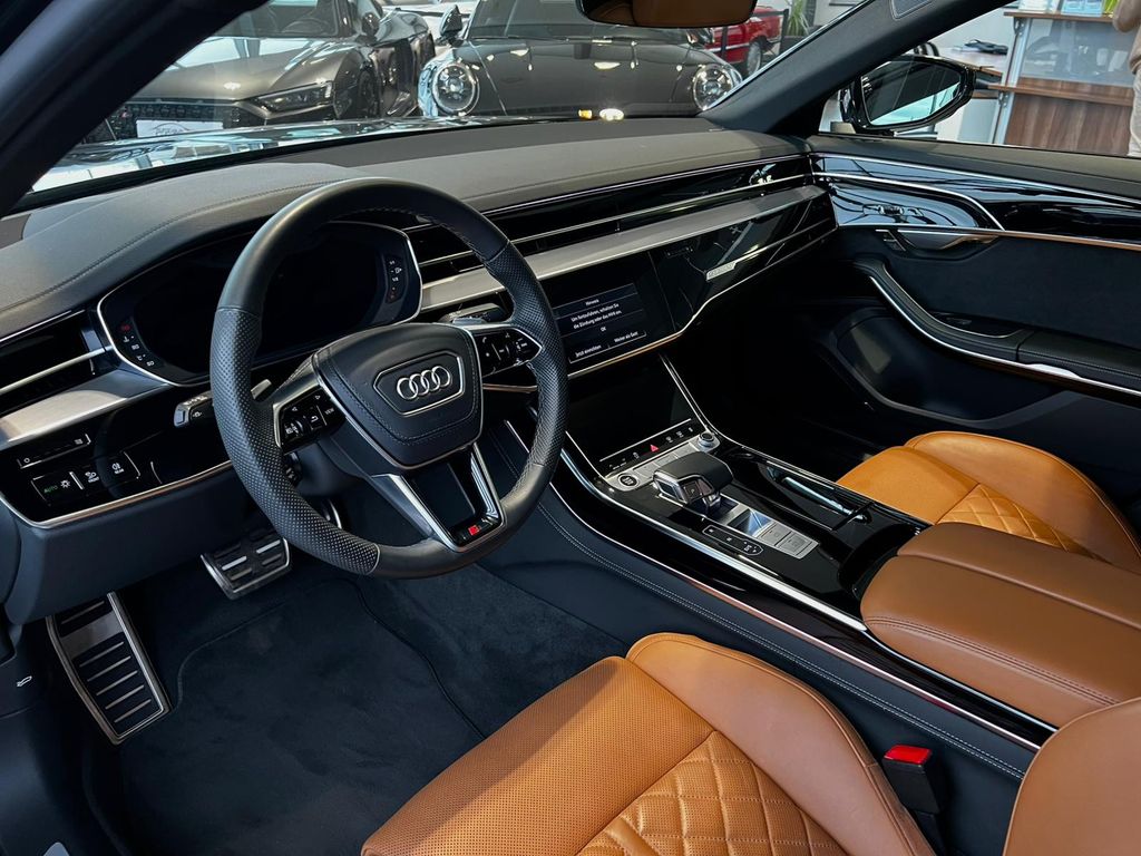 Audi A8 2023