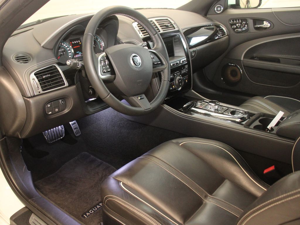 Jaguar XKR 2012