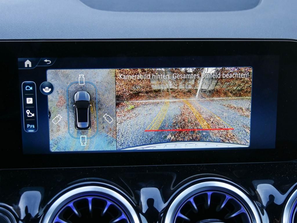 Mercedes-Benz GLA 200 2025