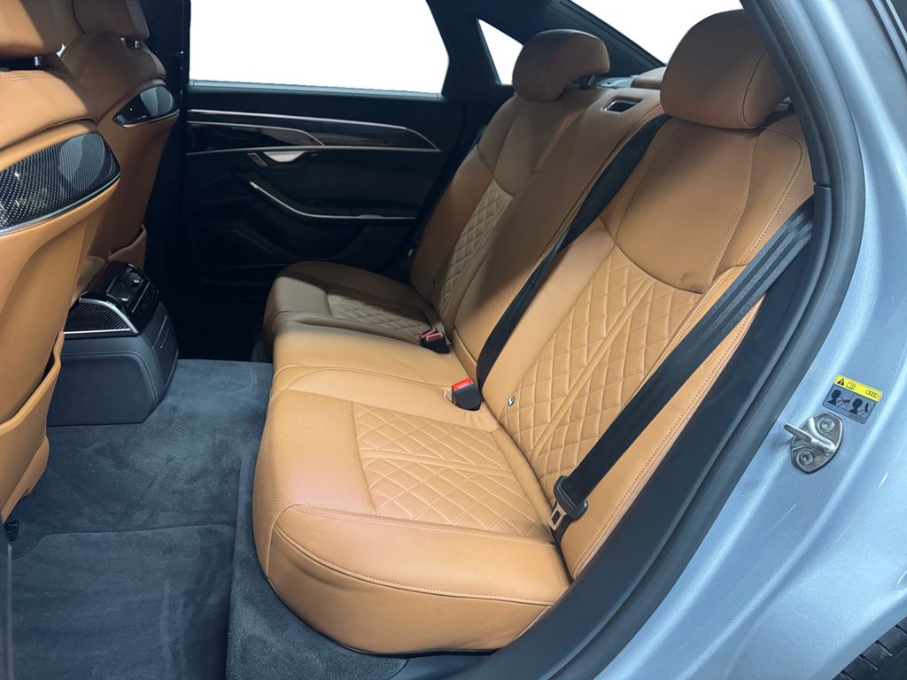 Audi A8 2023