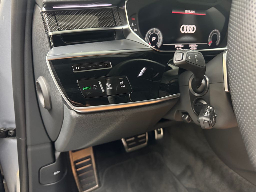 Audi A8 2023