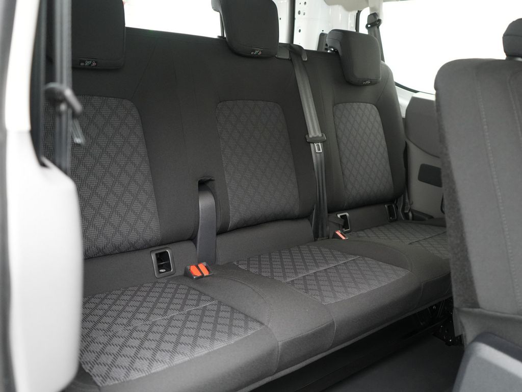 Volkswagen T7 Transporter