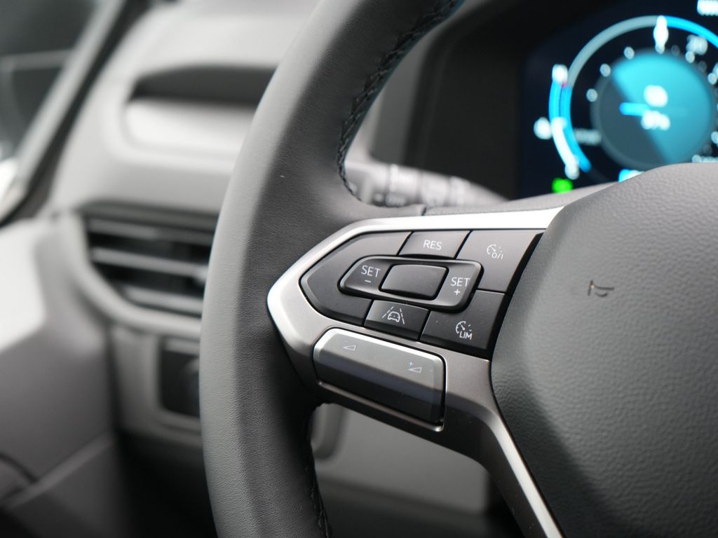 Volkswagen T7 Transporter