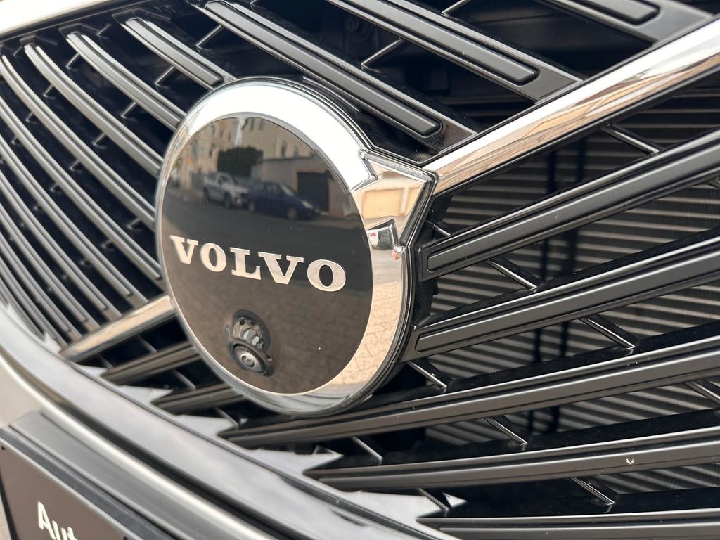 Volvo XC90 2025