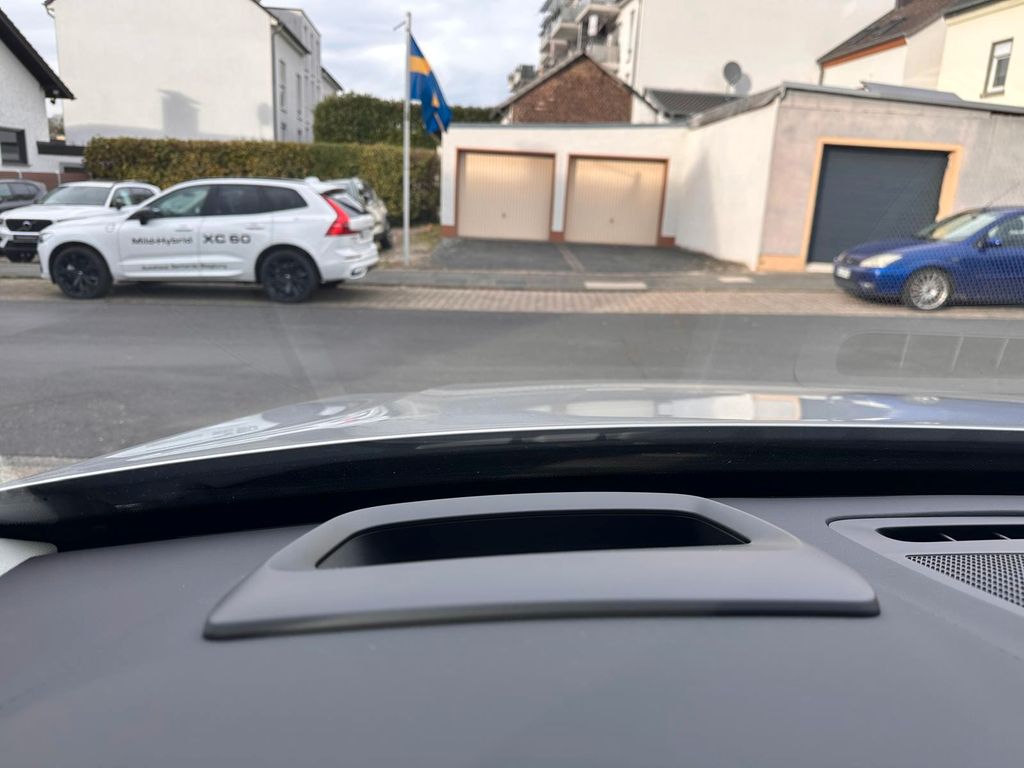 Volvo XC90 2025
