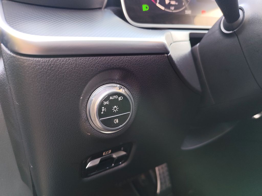 Mercedes-Benz C 200 2023