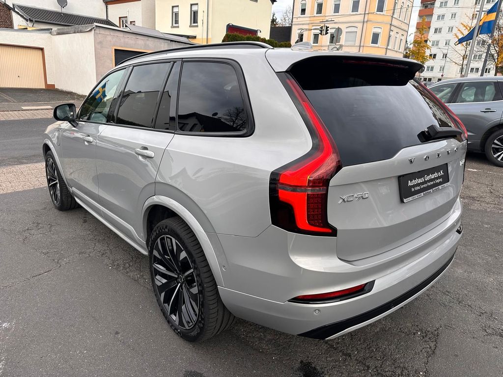 Volvo XC90 2025