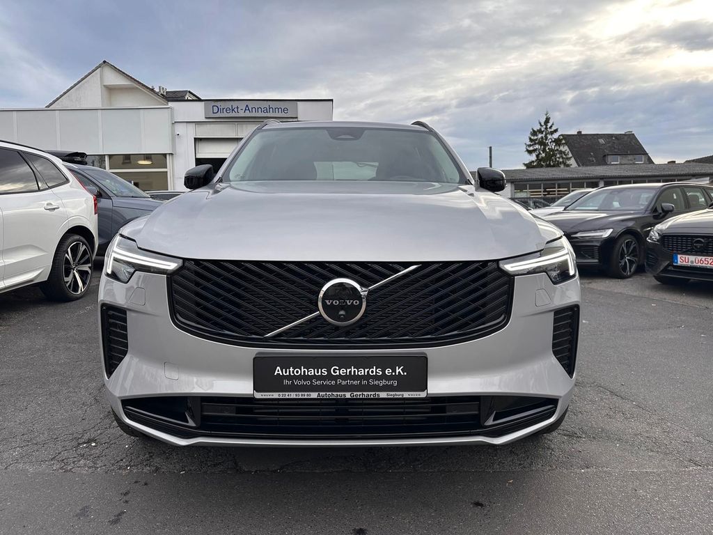 Volvo XC90 2025