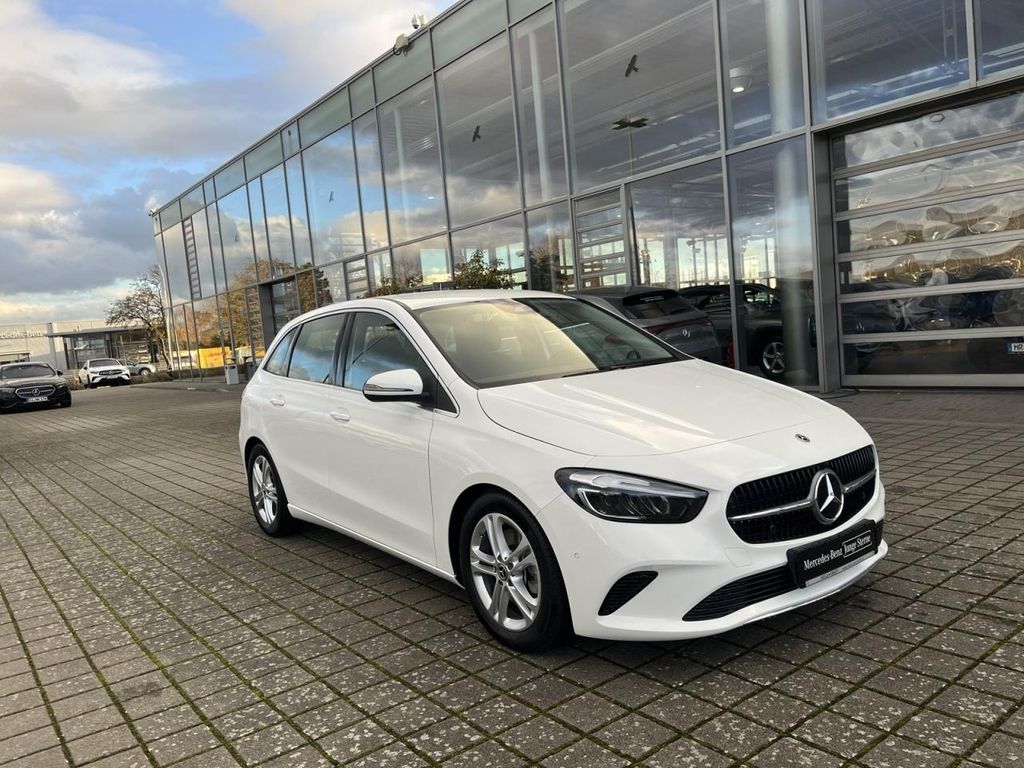 Mercedes-Benz B 220 2024