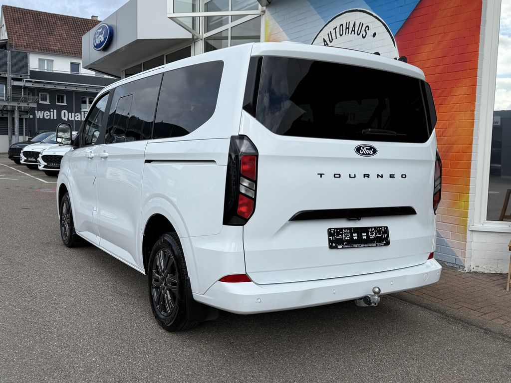 Ford Tourneo Custom 2025