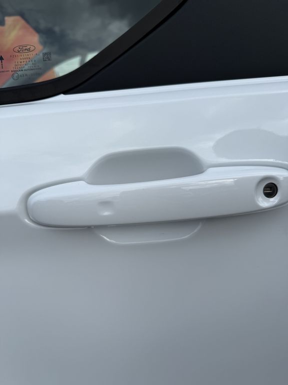 Ford Tourneo Custom 2025