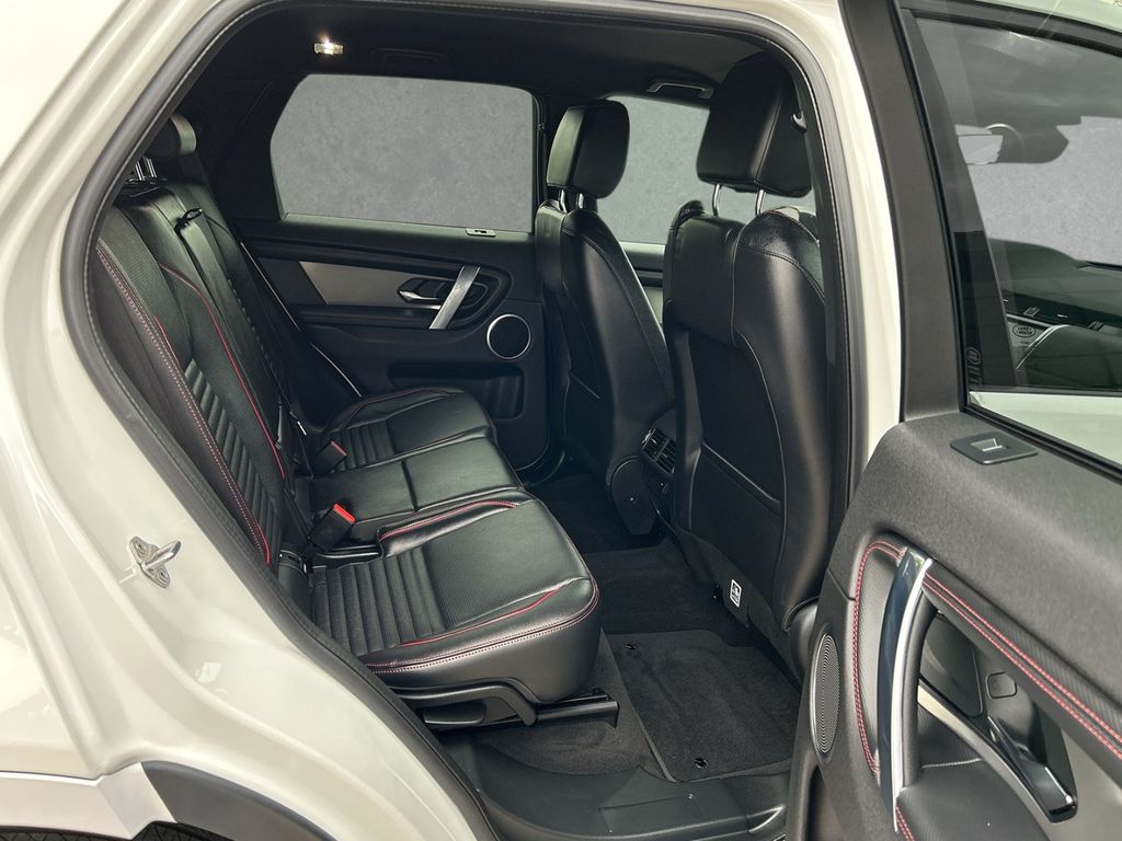 Land Rover Discovery Sport 2021