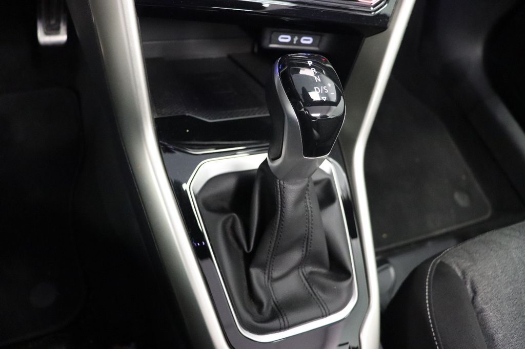 Volkswagen T-Roc 2024