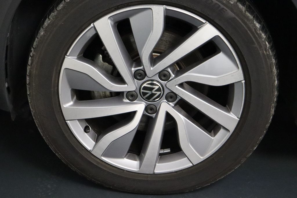 Volkswagen T-Roc 2024