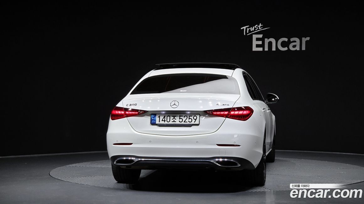 Mercedes-Benz C-Class 2023