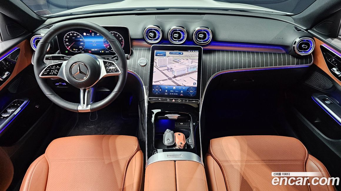 Mercedes-Benz C-Class 2023