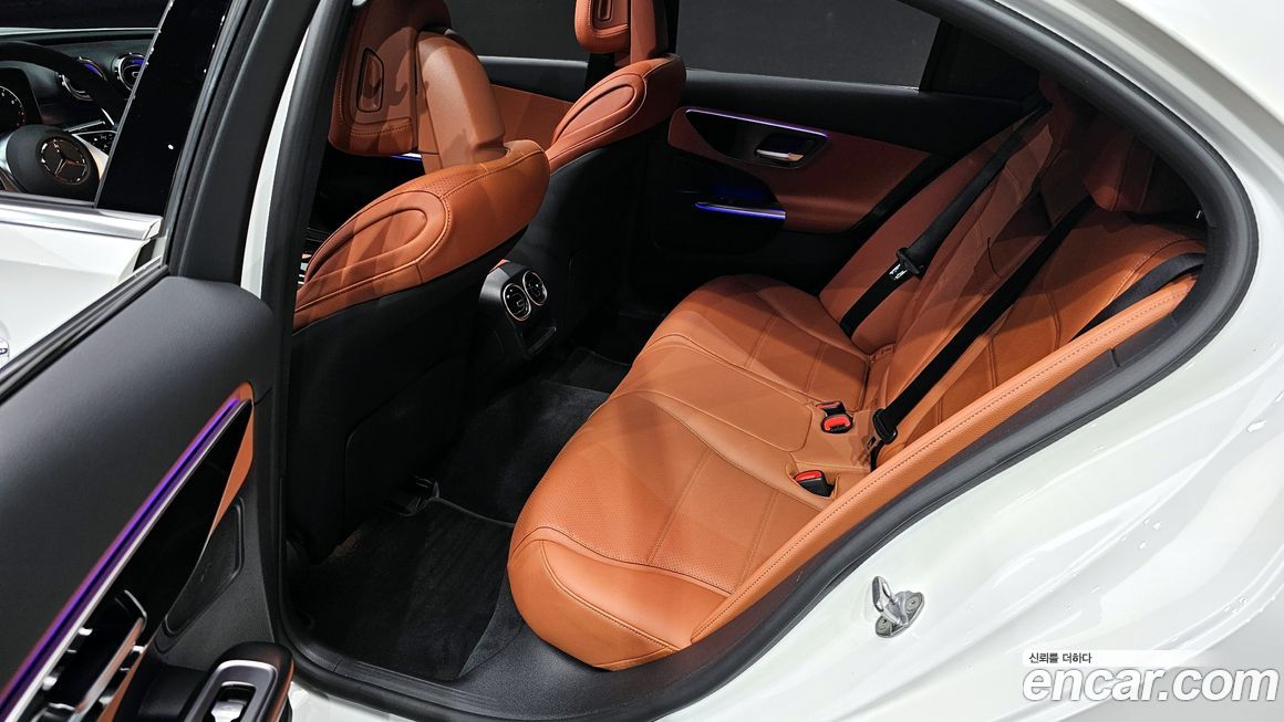 Mercedes-Benz C-Class 2023