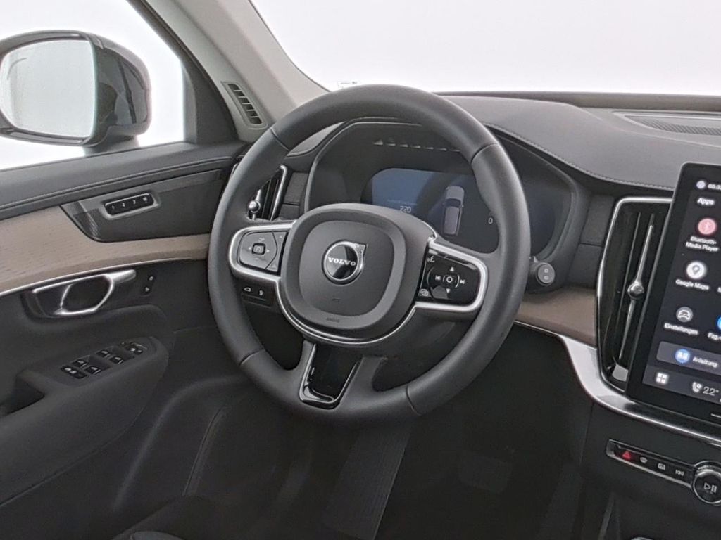 Volvo XC90 2025