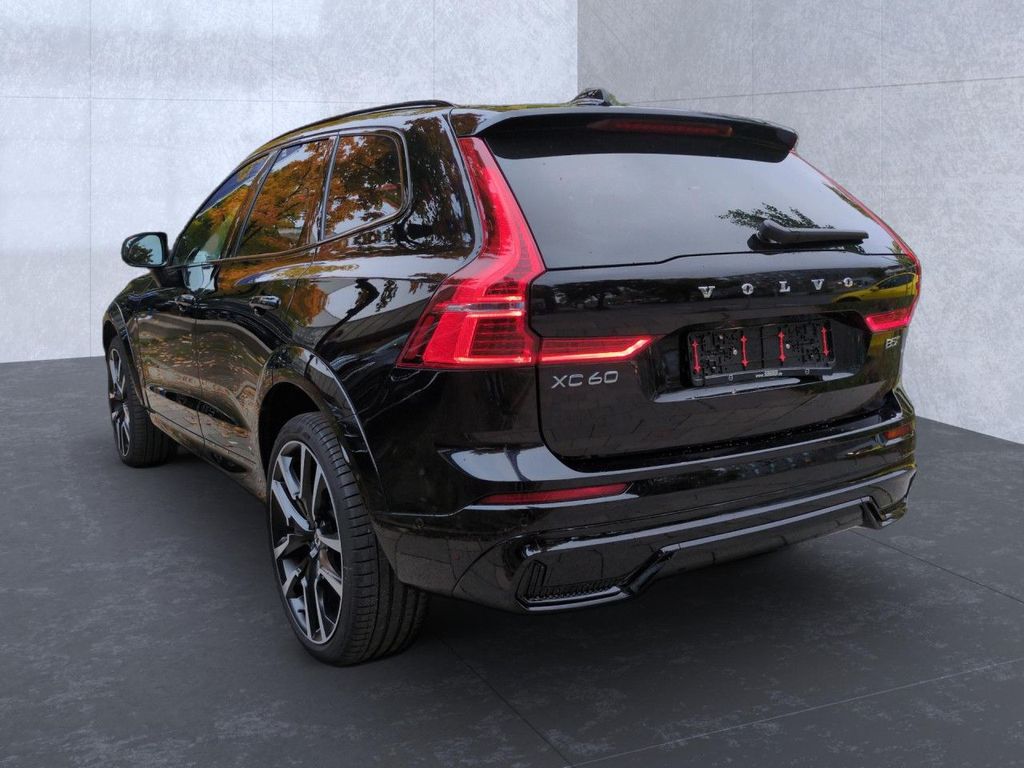 Volvo XC60 2022