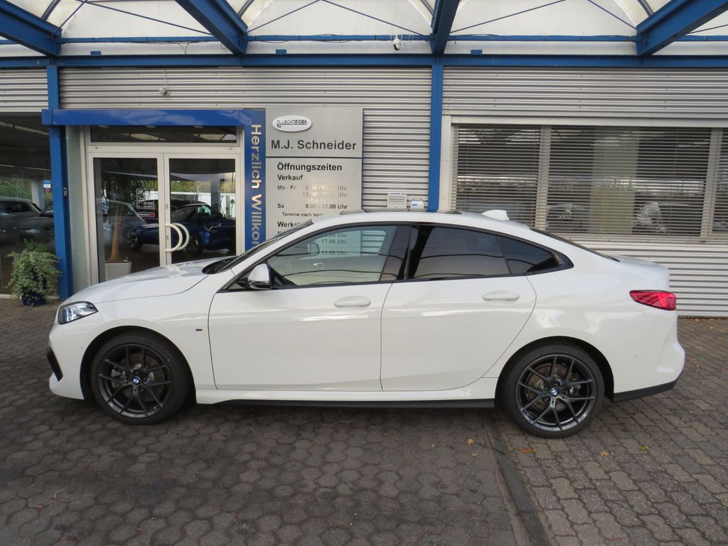 BMW 220 2024