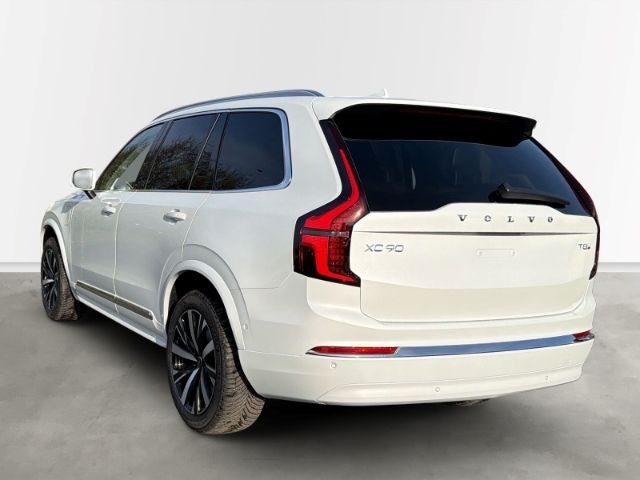 Volvo XC90 2025