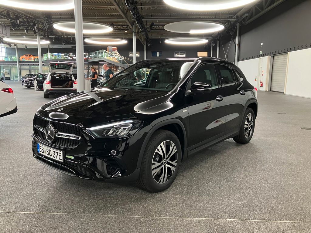 Mercedes-Benz GLA 250 2025