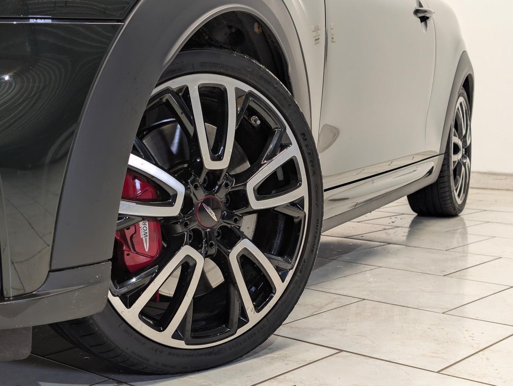 MINI John Cooper Works Cabrio 2022
