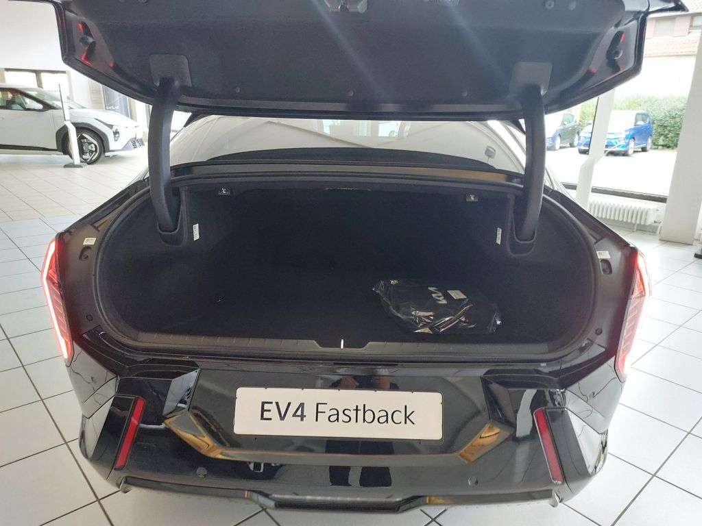 Kia EV4 2025
