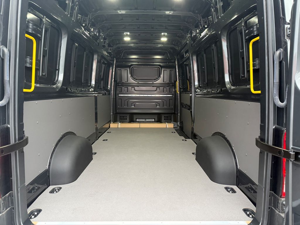 Volkswagen Crafter 2023