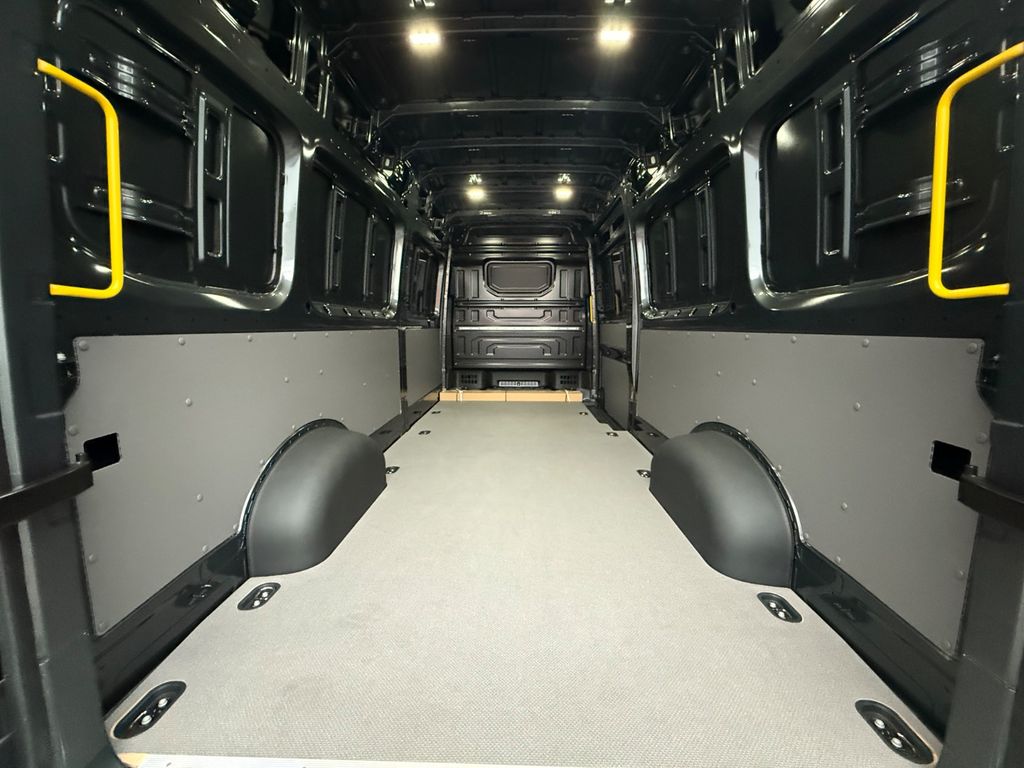 Volkswagen Crafter 2023